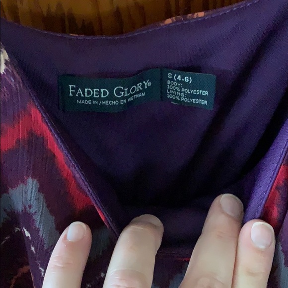 Maxi - Picture 2 of 5